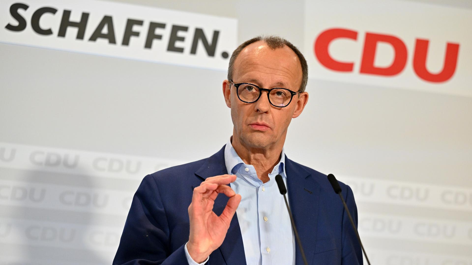 Friedrich Merz, Bundesvorsitzender der CDU, spricht auf einer Pressekonferenz nach der Klausurtagung des CDU-Bundesvorstands.