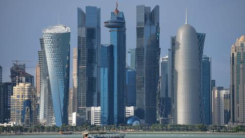 Wolkenkratzer in Doha, der Hauptstadt des Emirats Katar Wolkenkratzer in Doha, der Hauptstadt des Emirats Katar