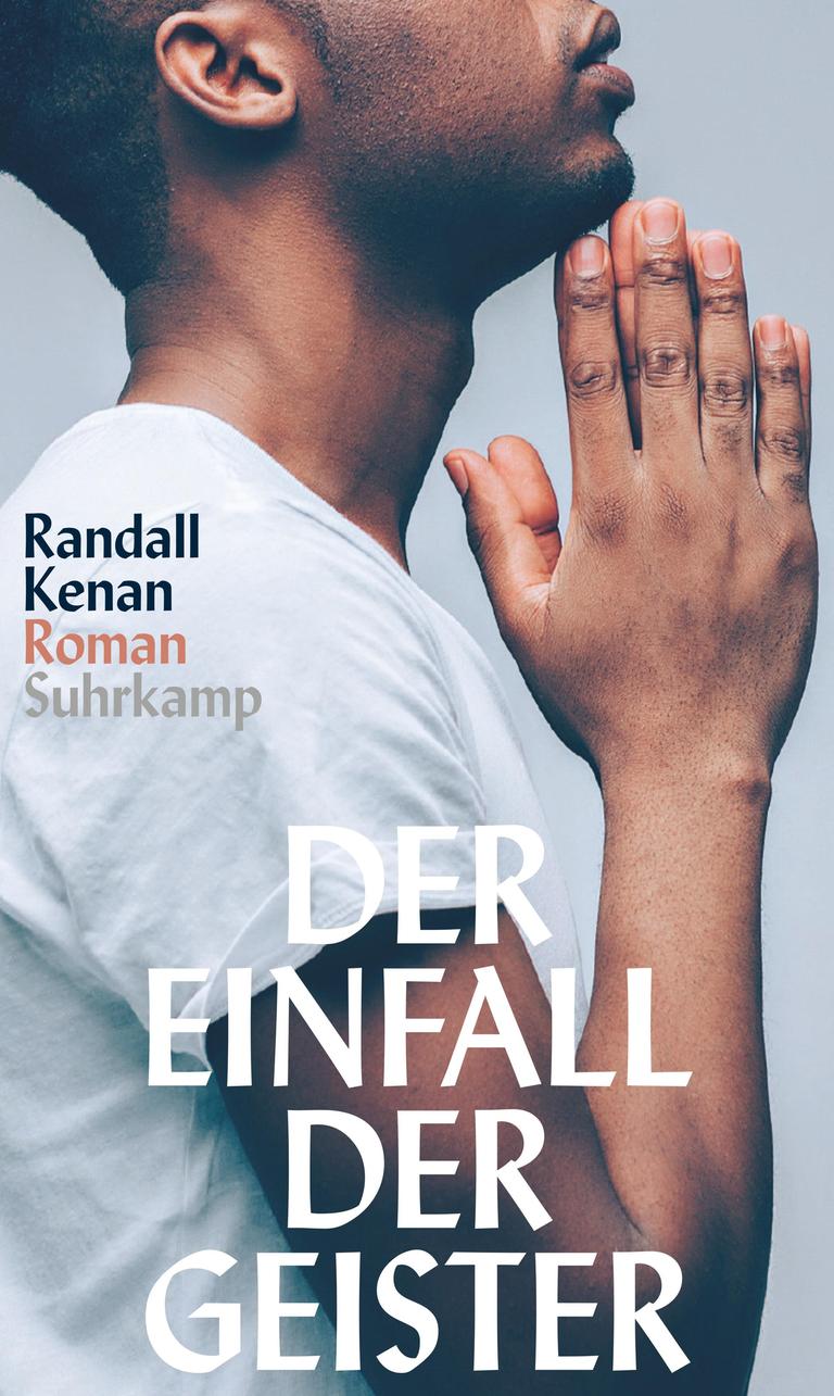 Das Cover zeigt das Foto eines jungen Mannes, der die Hände zum Gebet gefaltet hat und nach oben blickt. Sein Gesicht ist nicht zu sehen. Darauf Autorenname und Buchtitel. Das Cover zeigt das Foto eines jungen Mannes, der die Hände zum Gebet gefaltet hat und nach oben blickt. Sein Gesicht ist nicht zu sehen. Darauf Autorenname und Buchtitel.
