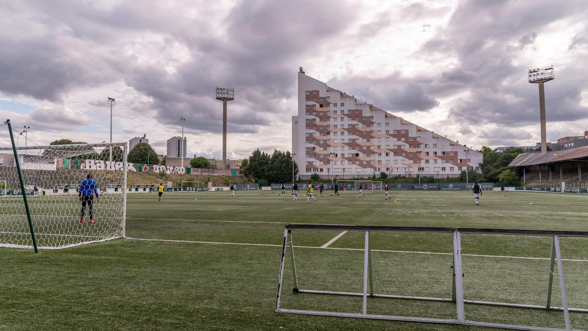 Das Stade Bauer des FC Red Star. Das Stade Bauer des FC Red Star.