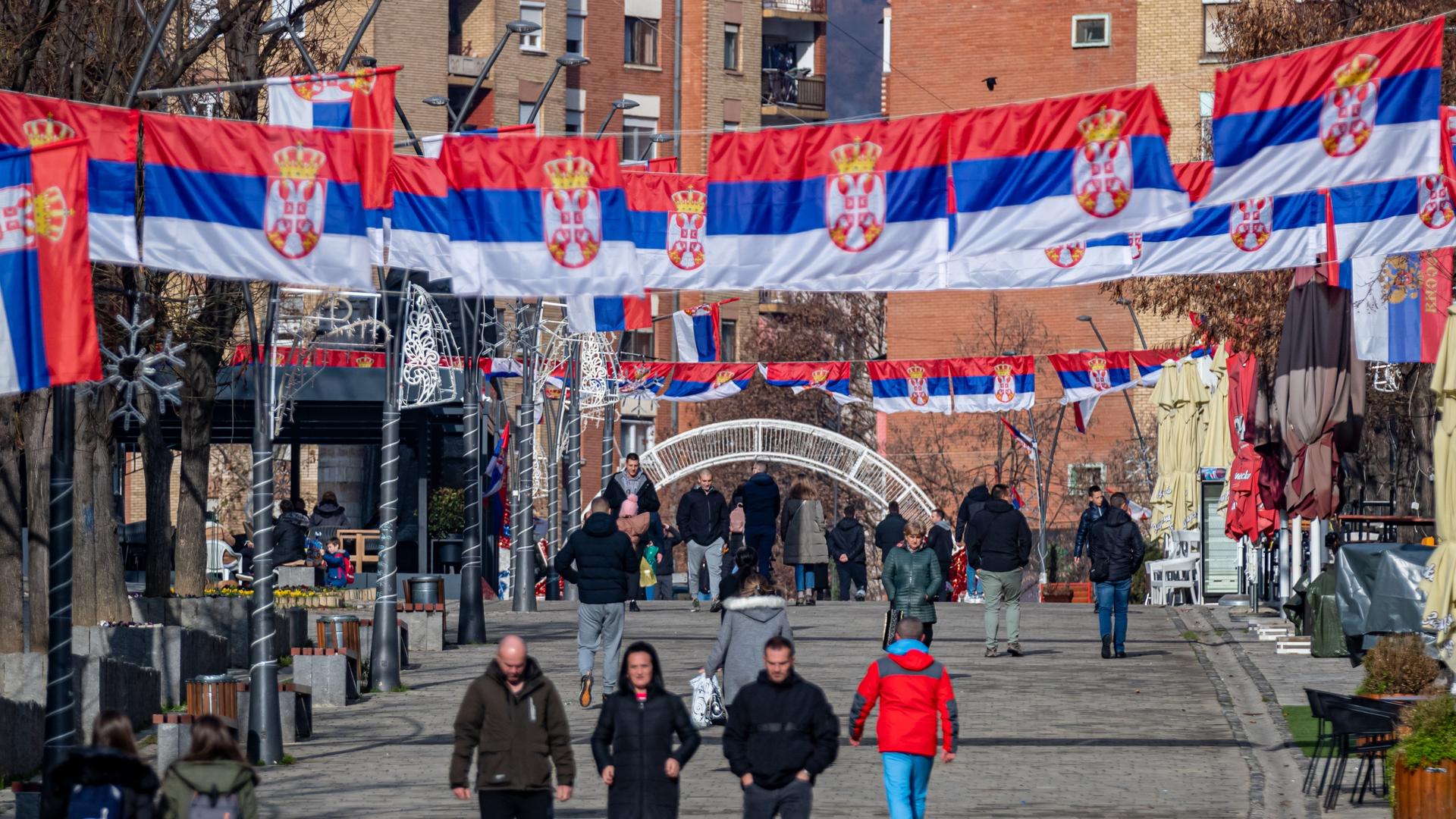 NATO verstärkt KFORTruppe in Kosovo nach Eskalation mit Serben