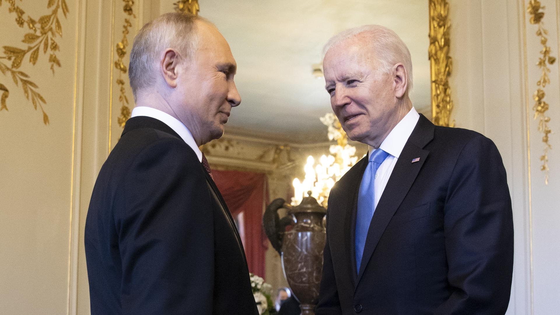 Putin und Biden im Gespräch in Genf, 2021.