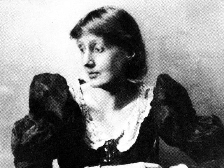 Porträtfoto der britischen Schriftstellerin Virginia Woolf.
