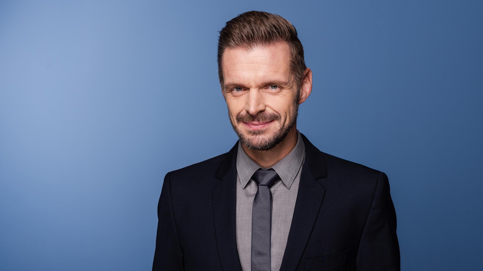 Der Kabarettist Florian Schroeder im Porträt Der Kabarettist Florian Schroeder im Porträt
