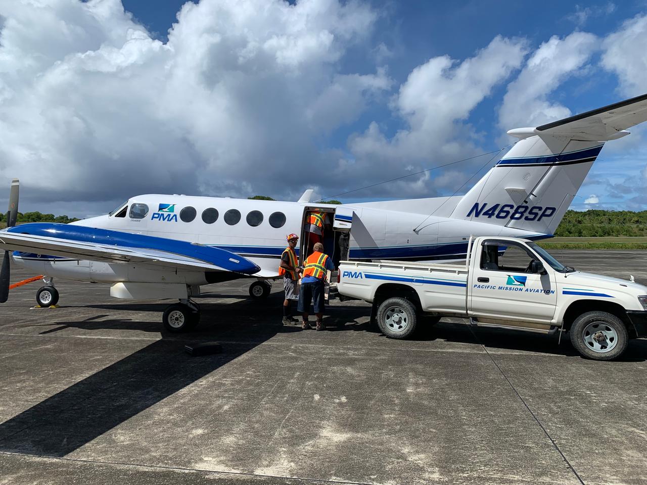 Flugzeug der evangelikalen Fluggesellschaft PMA Flugzeug der evangelikalen Fluggesellschaft PMA
