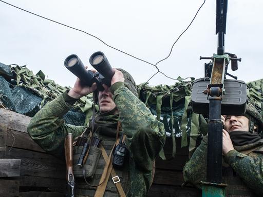 Prorussische Kämpfer im Donbass