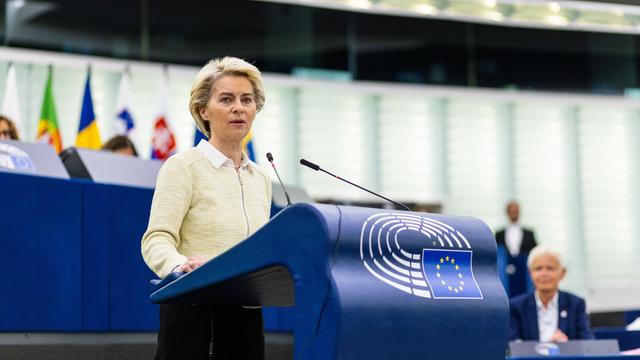 EU-Kommissionspräsidentin Ursula von der Leyen (CDU) spricht über weitere geplante Sanktionen gegen Russland, darunter ein Ölembargo.