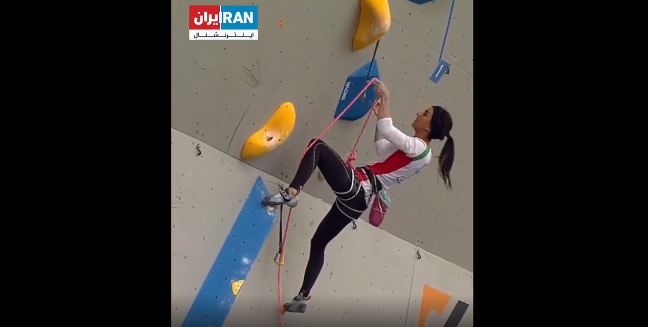 Das Foto zeigt die iranische Klettersportlerin Elnaz Rekabi.