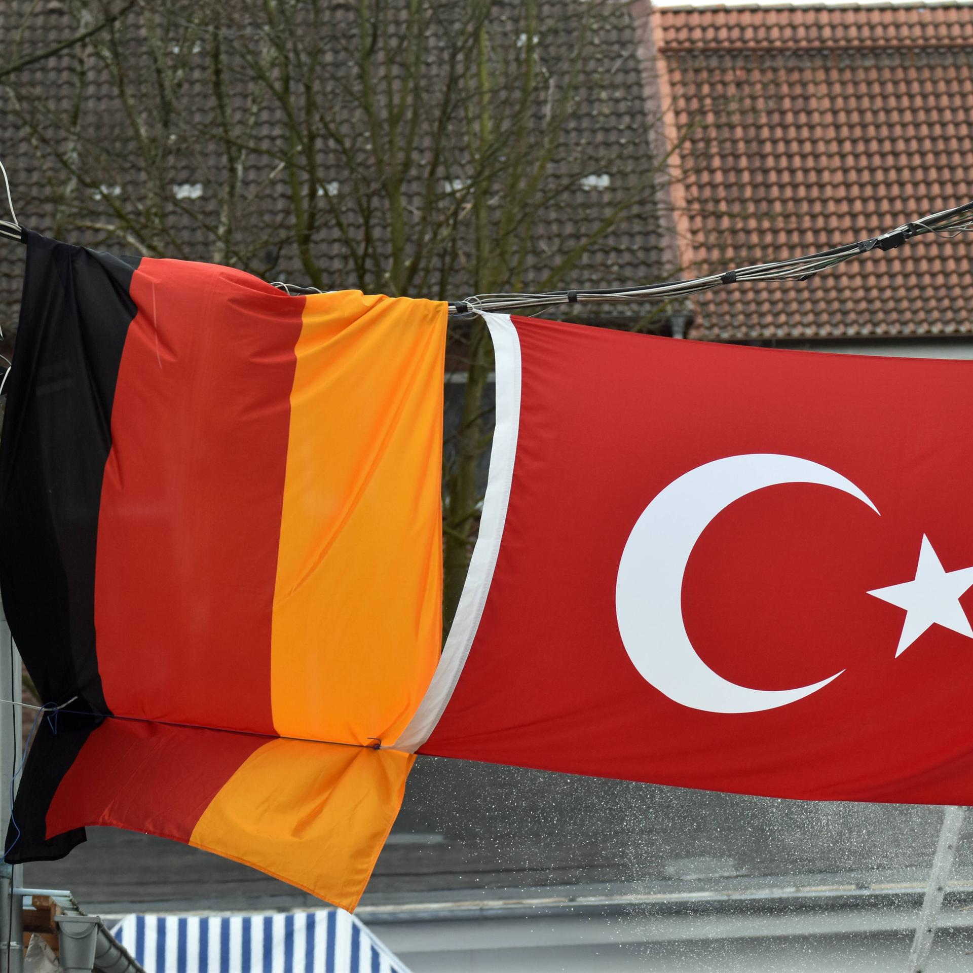 Literarisches Schweigen zwischen Deutschland und der Türkei – Noch immer Fremde