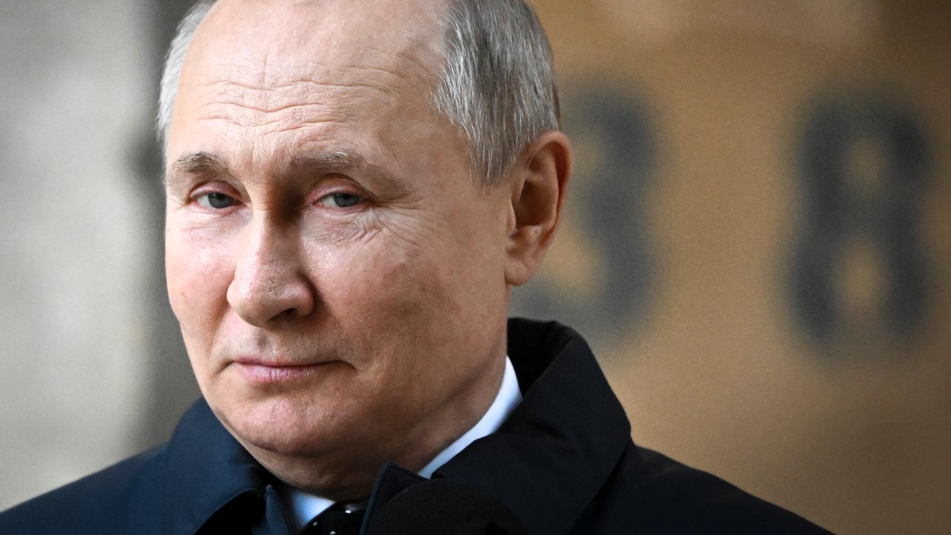 Nahaufnahme des Gesichts von Wladimir Putin. Nahaufnahme des Gesichts von Wladimir Putin.