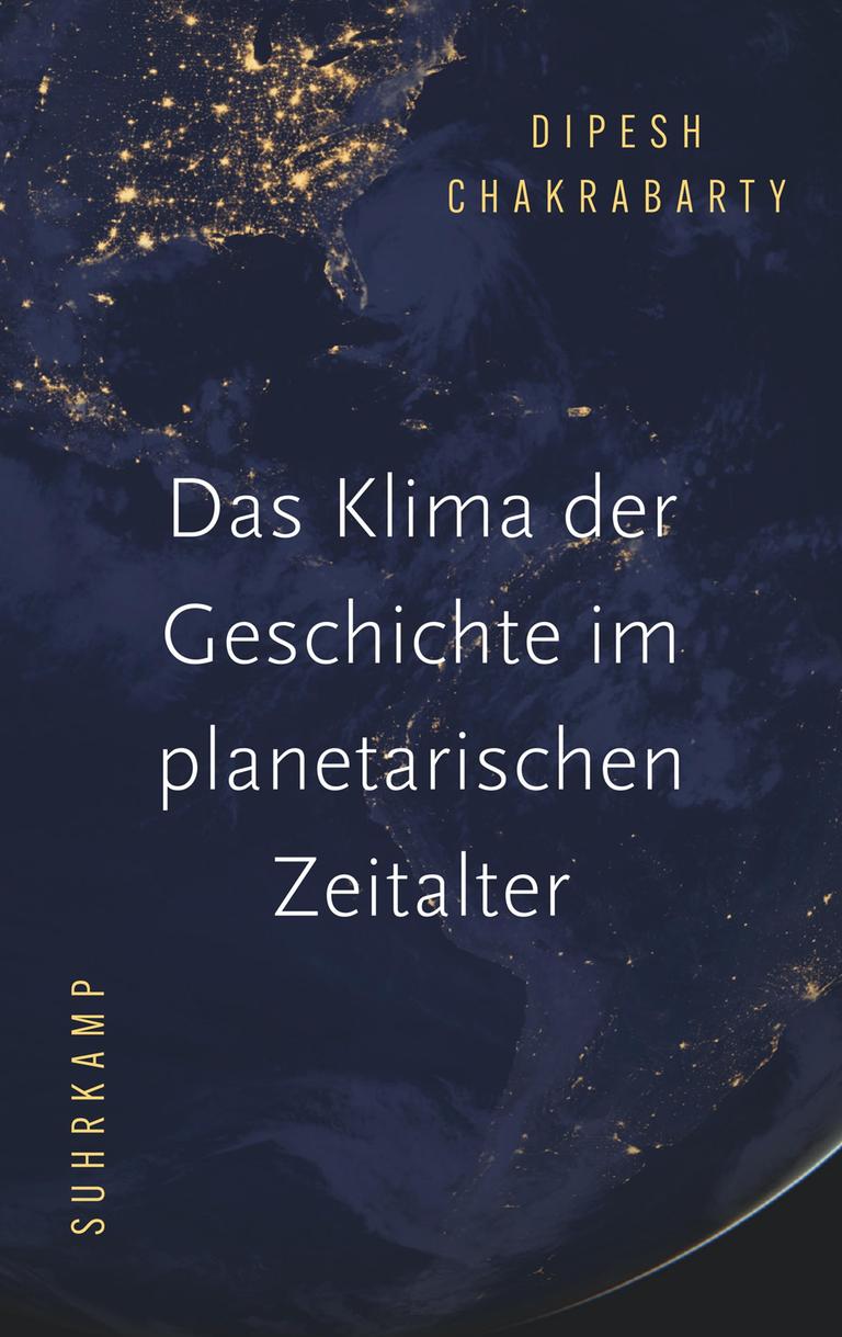 Auf dem Cover ist eine Satellitenaufnahme der Erde bei Nacht zu sehen. Auf dem Cover ist eine Satellitenaufnahme der Erde bei Nacht zu sehen.