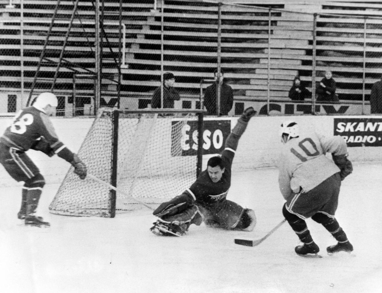 Eishockeyspiel Großbritannien gegen Frankreich, 18. März 1963.