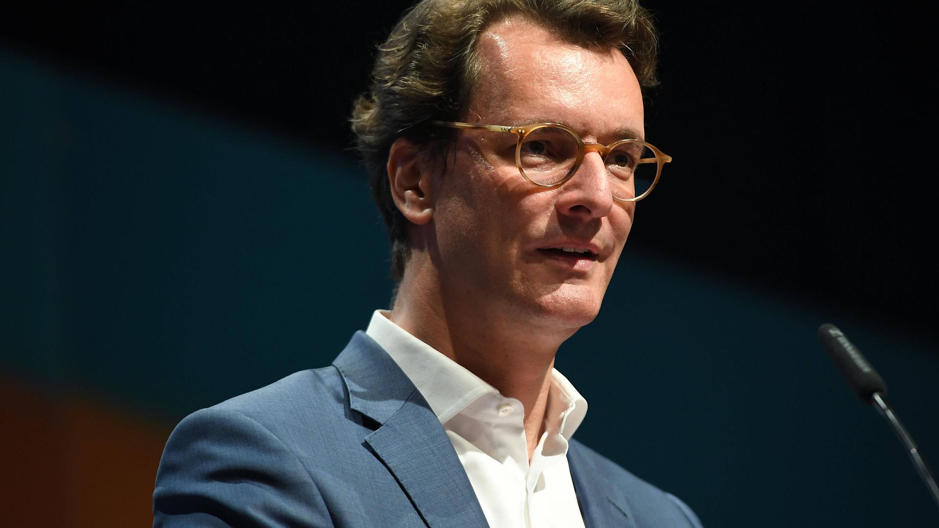 44. Landesparteitag der CDU Nordrhein-Westfalen am 25.06.2022 im Maritim Hotel in Bonn mit Ministerpräsident Hendrik Wüst 44. Landesparteitag der CDU Nordrhein-Westfalen am 25.06.2022 im Maritim Hotel in Bonn mit Ministerpräsident Hendrik Wüst