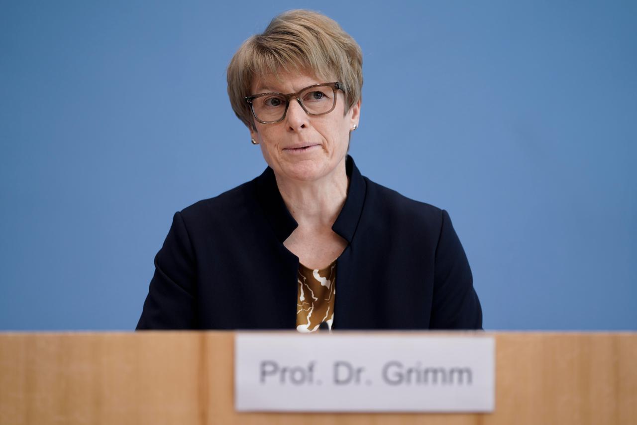 Die Wirtschaftswissenschaftlerin Veronika Grimm, Mitglied im Sachverständigenrat zur Begutachtung der gesamtwirtschaftlichen Entwicklung Die Wirtschaftswissenschaftlerin Veronika Grimm, Mitglied im Sachverständigenrat zur Begutachtung der gesamtwirtschaftlichen Entwicklung