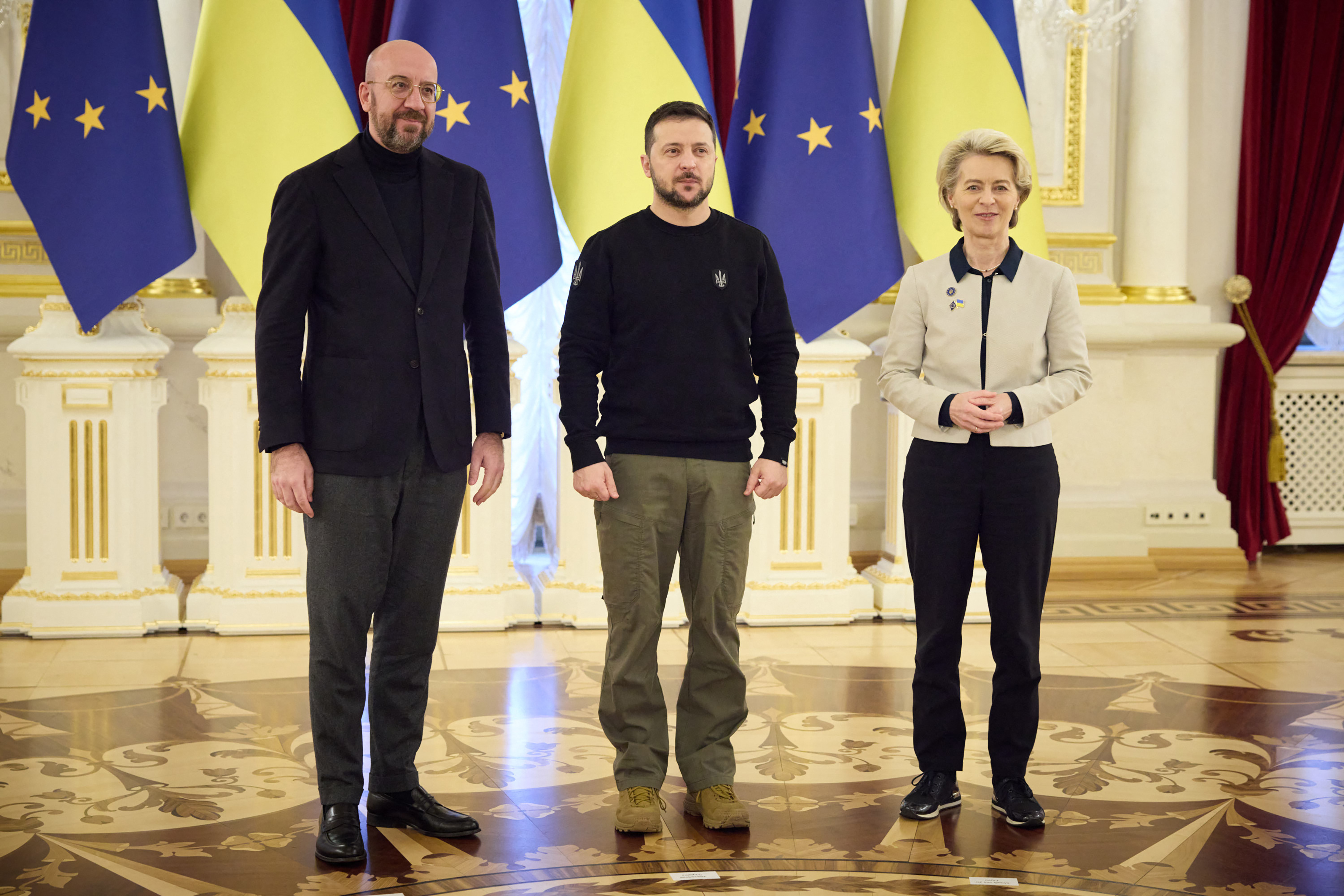 Gipfel in Kiew - EU dämpft Hoffnungen auf baldigen Beitritt der Ukraine