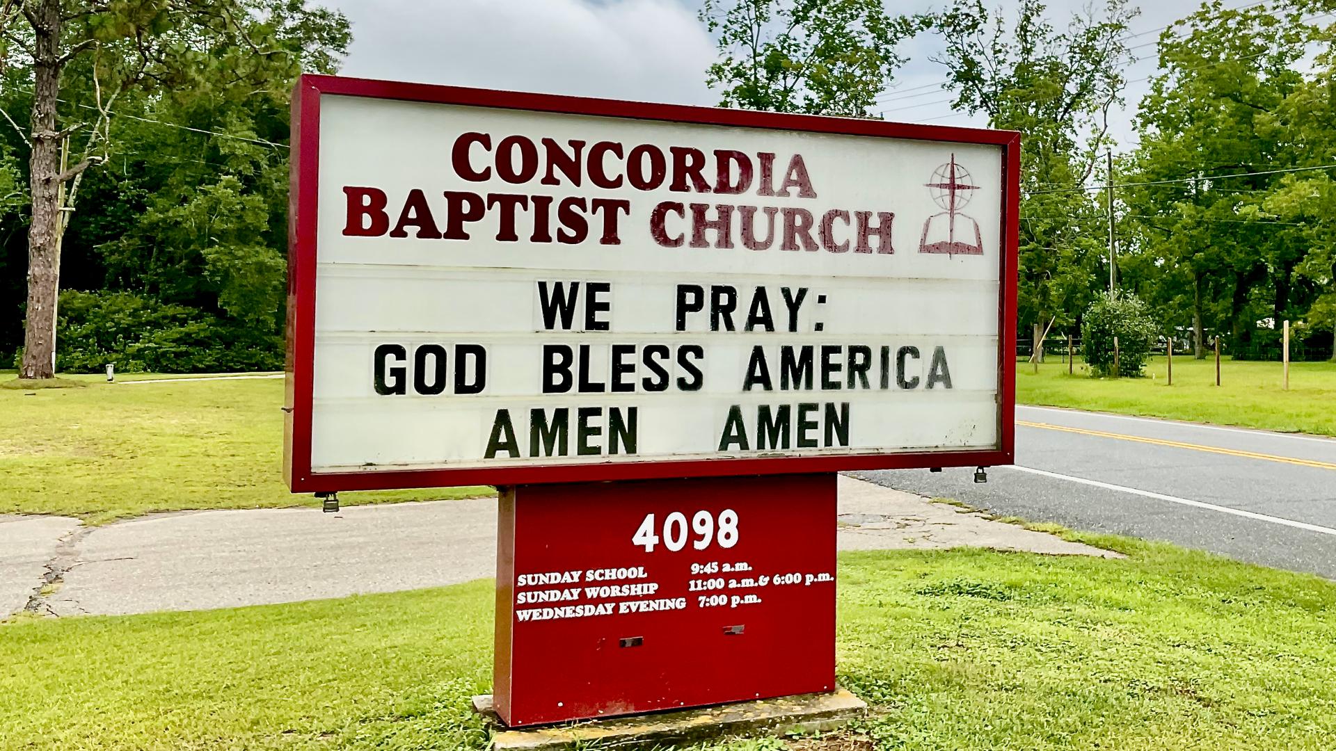 Hinweisschild zur Concordia Baptist Church in Florida. Hinweisschild zur Concordia Baptist Church in Florida.