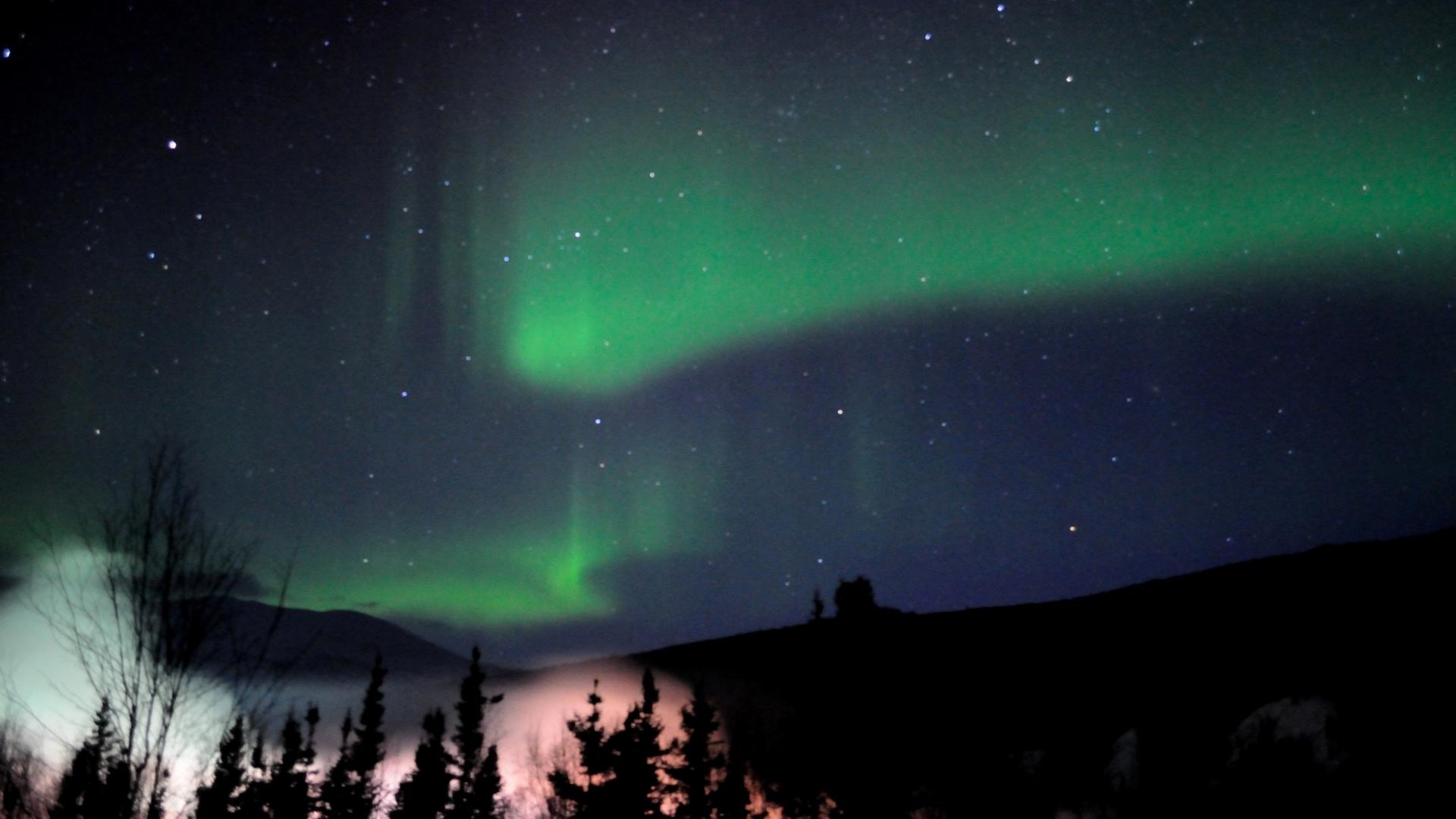 Polarlicht in Fuhrmann, Perseus und Kassiopeia im April 2013 über Alaska