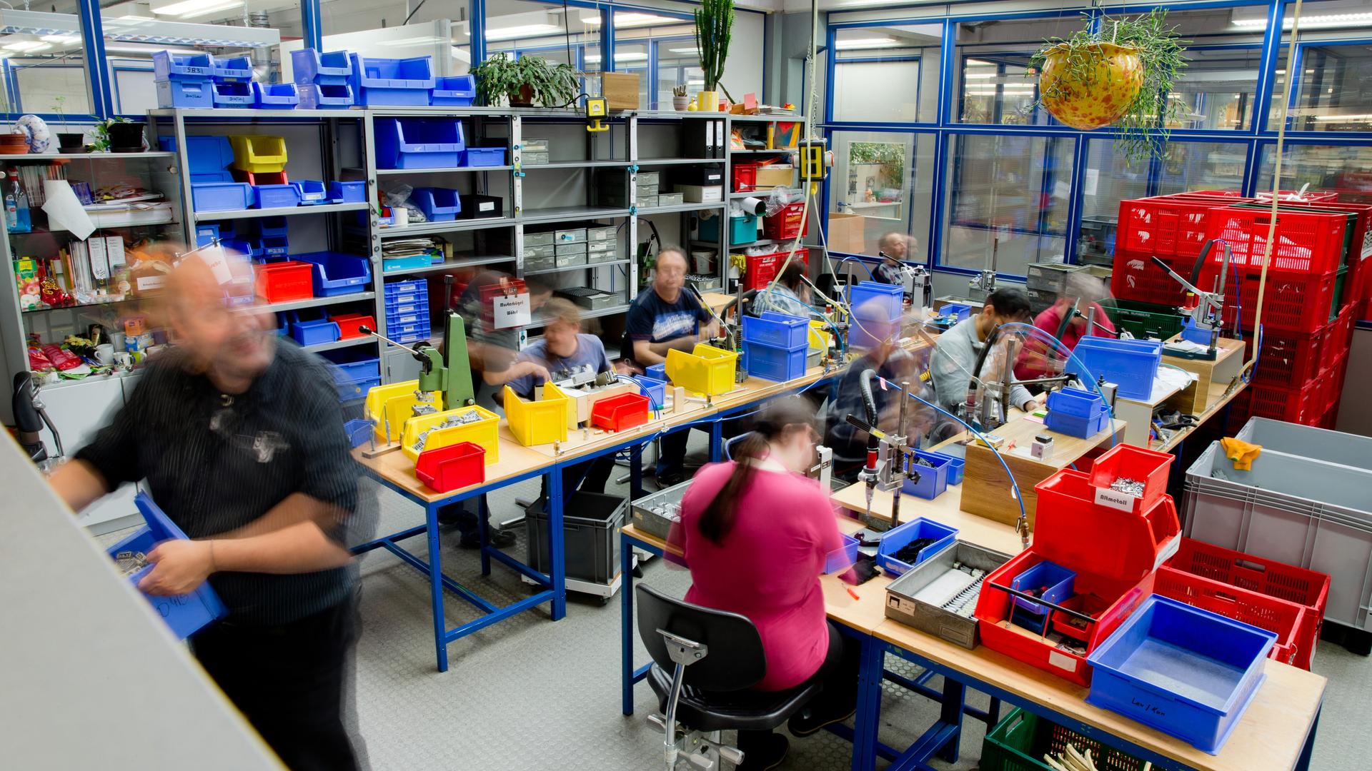 Ein Werkstattsbereich einer Behindertenwerkstatt in Nürnberg. Ein Werkstattsbereich einer Behindertenwerkstatt in Nürnberg.