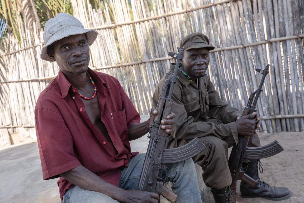 Frühere Frelimo-Soldaten werden in Mosambik in der Provinz Cabo Delgado zum Schutz von Dörfern vor islamistischen Angriffen reaktiviert