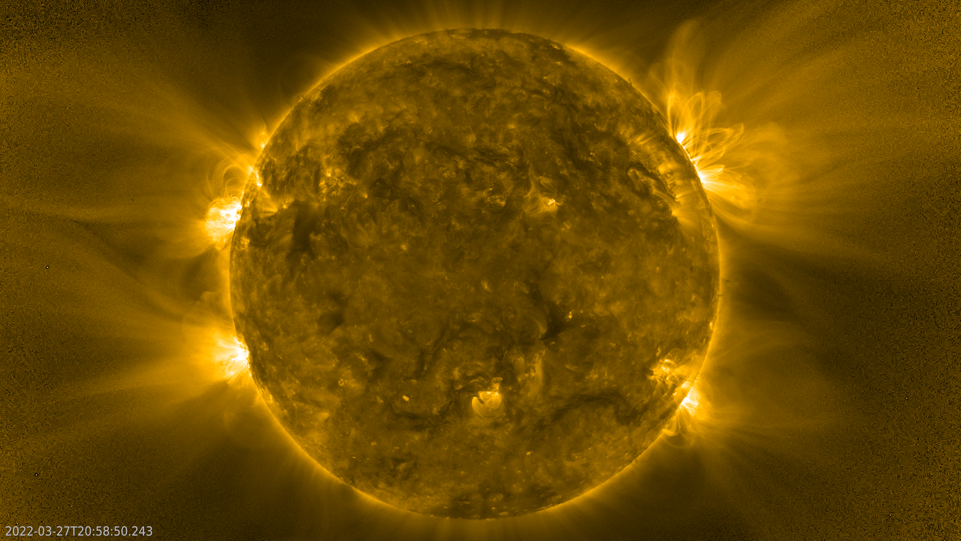 UV-Aufnahme der Sonne aus nur 32 Millionen Kilometern Abstand – das leuchtende Gas ist eine Million Grad heiß. UV-Aufnahme der Sonne aus nur 32 Millionen Kilometern Abstand – das leuchtende Gas ist eine Million Grad heiß.