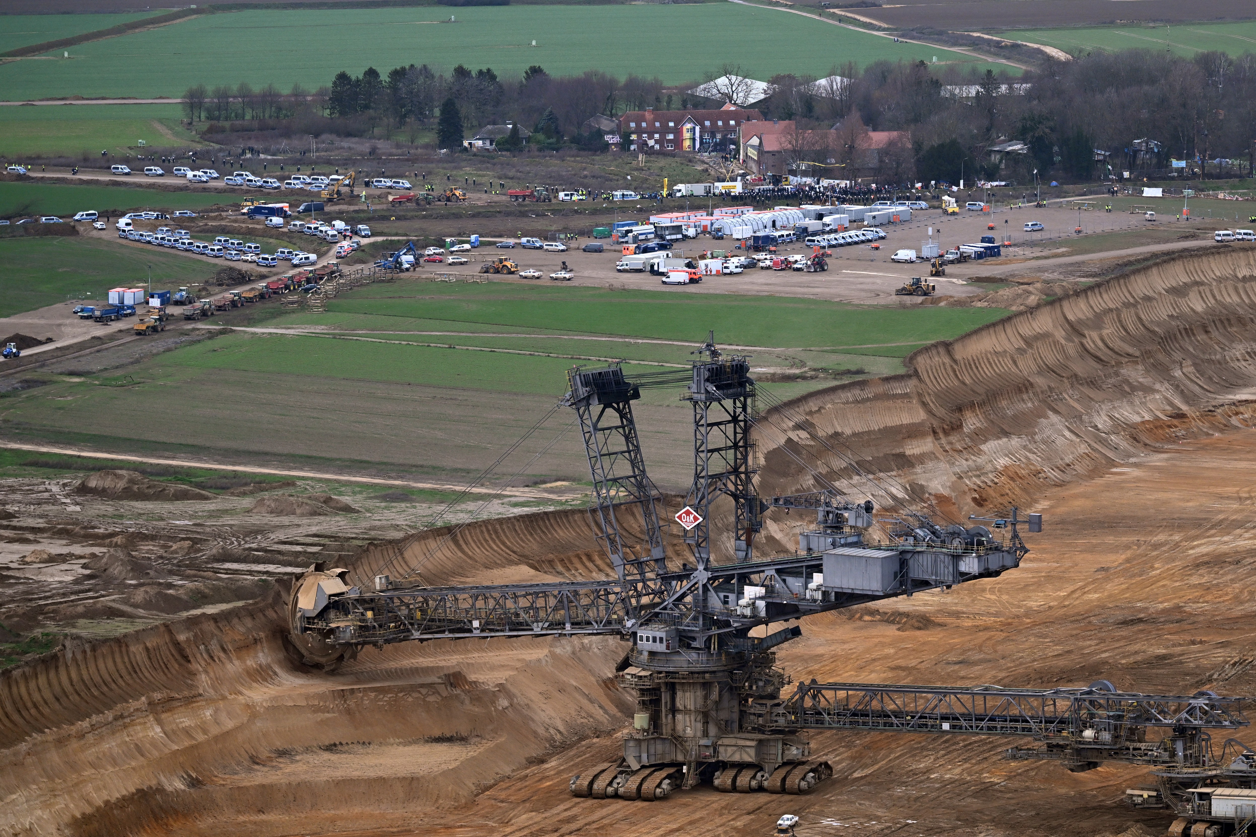 Räumung von Lützerath - RWE will Klimaaktivisten auf Schadensersatz verklagen