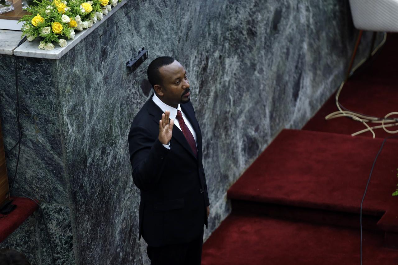 Abiy Ahmed Ali leistet den Amtseid Abiy Ahmed Ali leistet den Amtseid