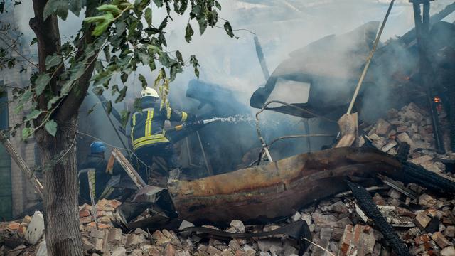 Durch russischen Beschuss sind in Slowjansk in der Region Donbass wieder Gebäude zerstört worden