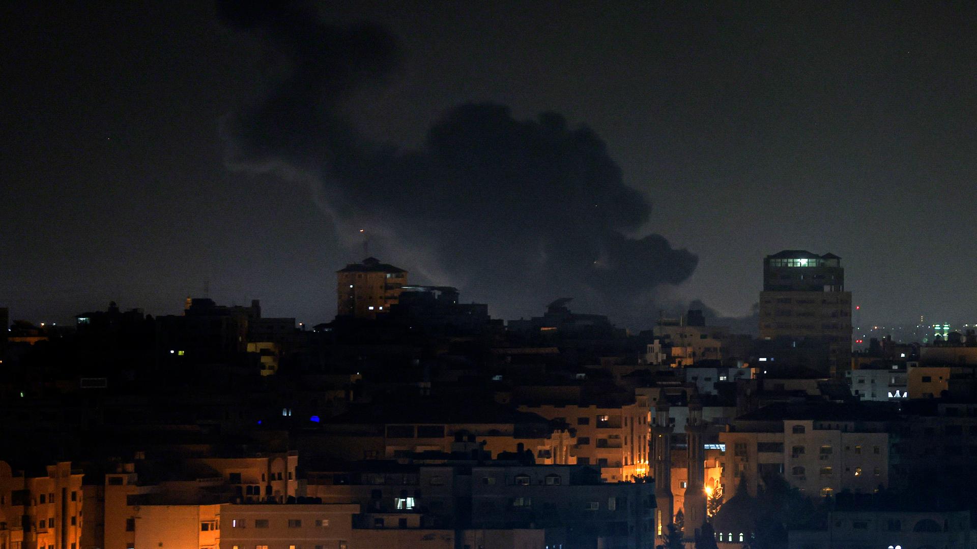 Nach Raketenbeschuss - Israel reagiert erneut mit Luftangriffen auf den Gazastreifen
