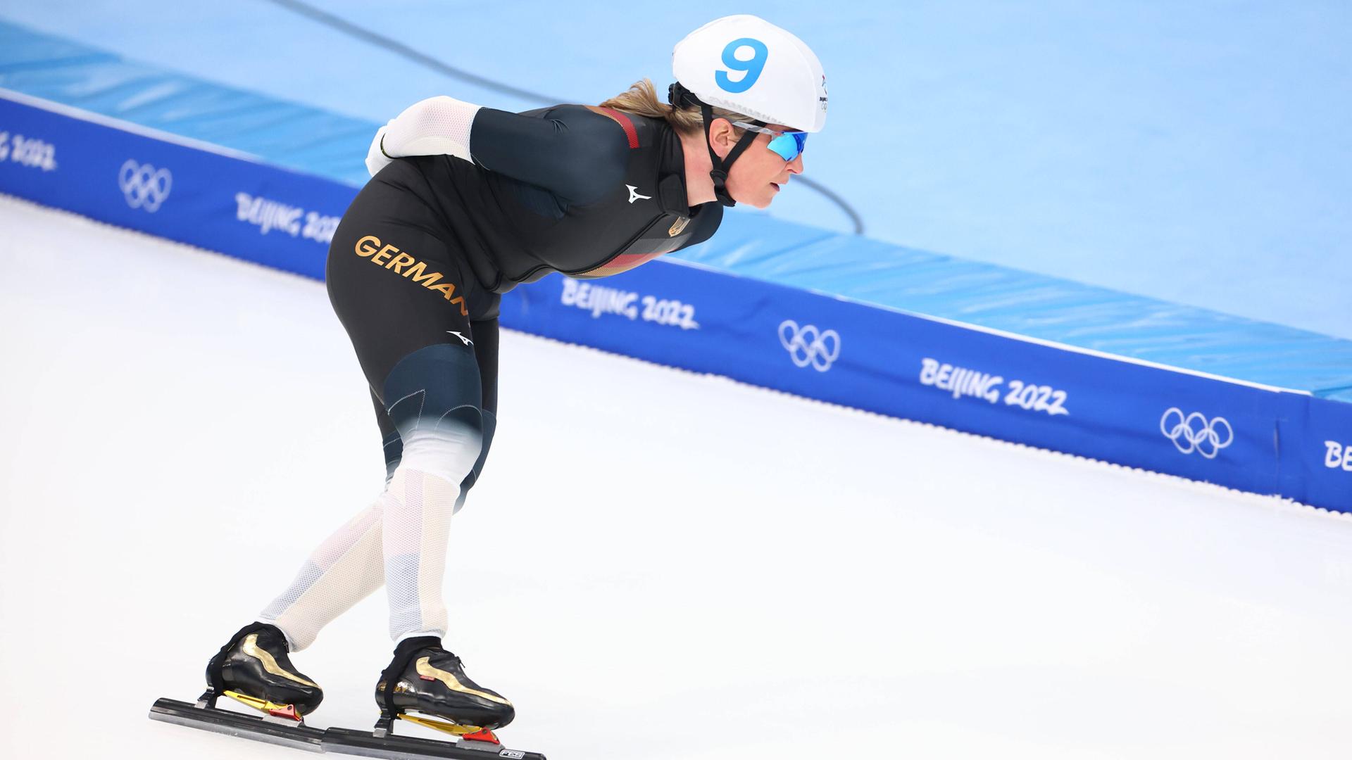 Claudia Pechstein bei den Olympischen Winterspielen 2022 in Peking. Claudia Pechstein bei den Olympischen Winterspielen 2022 in Peking.
