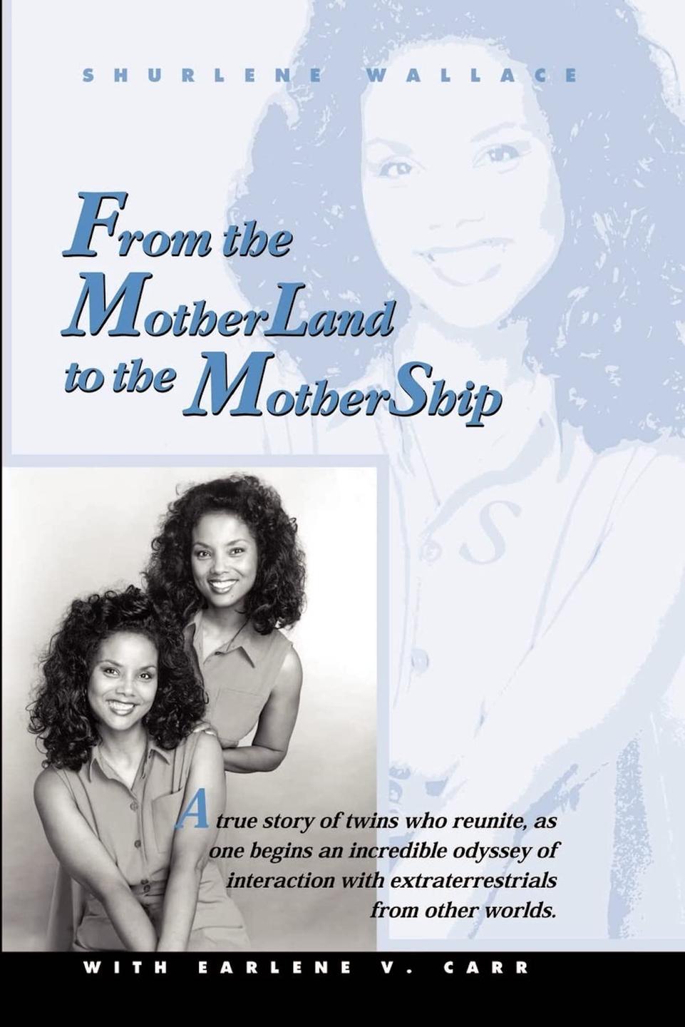Das Cover zu "From the Motherland to the Mothership" zeigt ein Schwarzweißbild eineiiger Zwillinge.