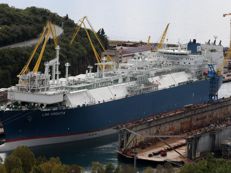 Die LNG Croatia, ein schwimmendes LNG-Terminal