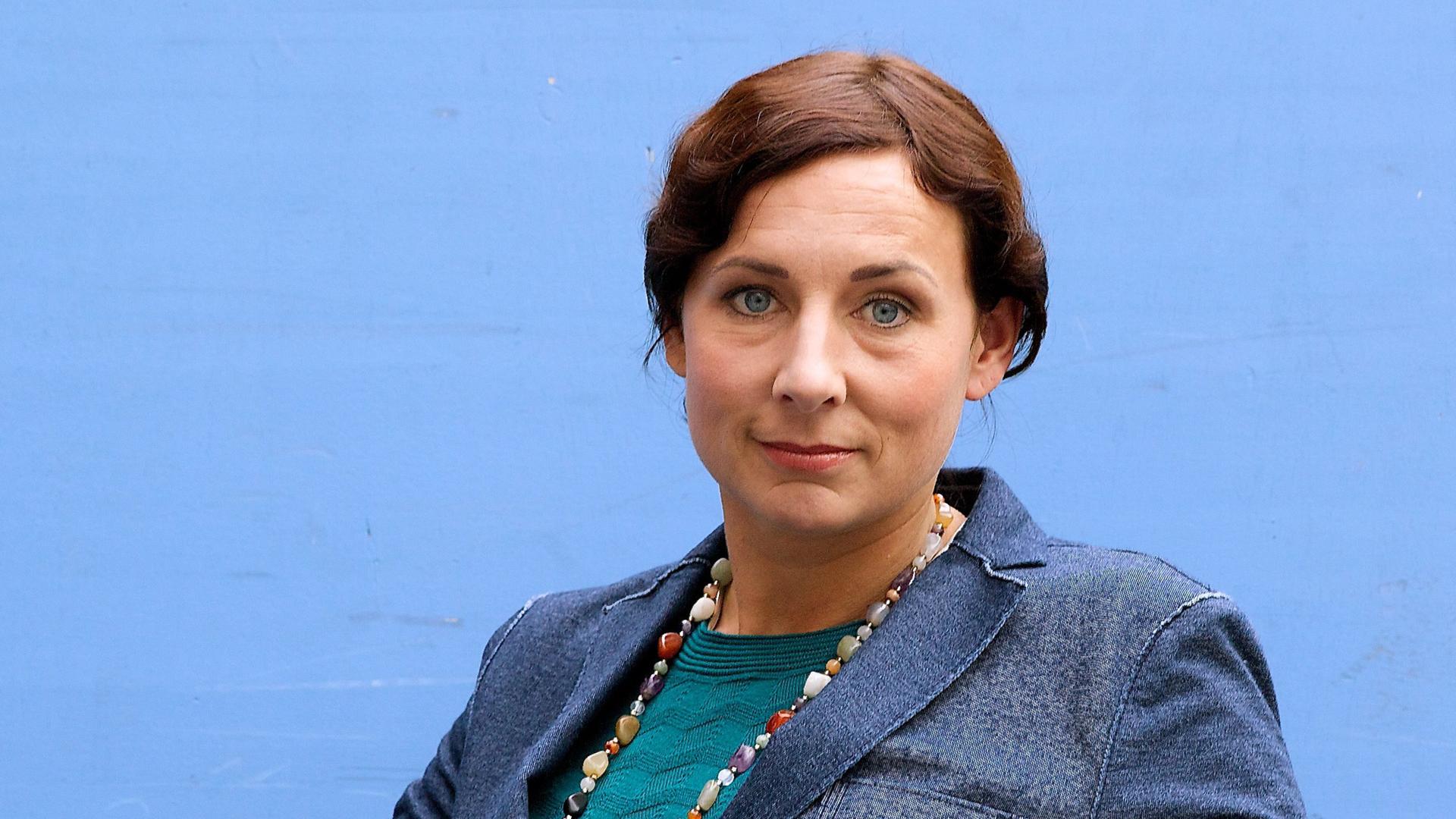 Porträt der Juristin und Schriftstellerin Juli Zeh, 2016. Porträt der Juristin und Schriftstellerin Juli Zeh, 2016.