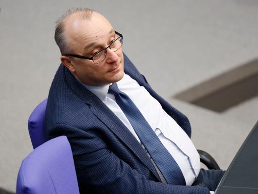 Jens Maier (AFD) bei der 218. Sitzung des Deutschen Bundestages in Berlin im Deutschen Bundestag im Reichstagsgebäude. Berlin, 25.03.2021