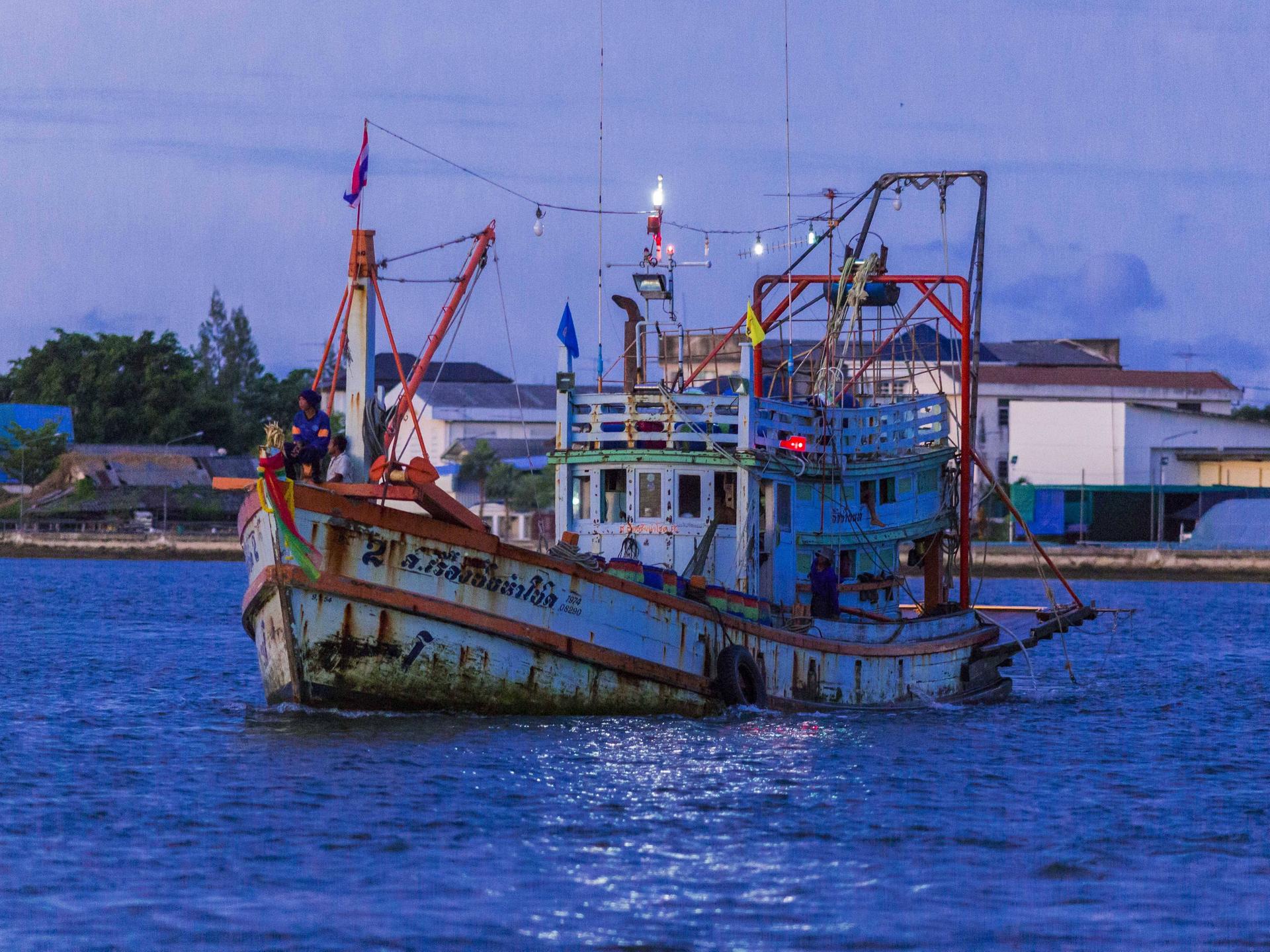 April 30, 2013 - Mahachai, Samut Sakhon, Thailand - thailändisches Fischereiboot
