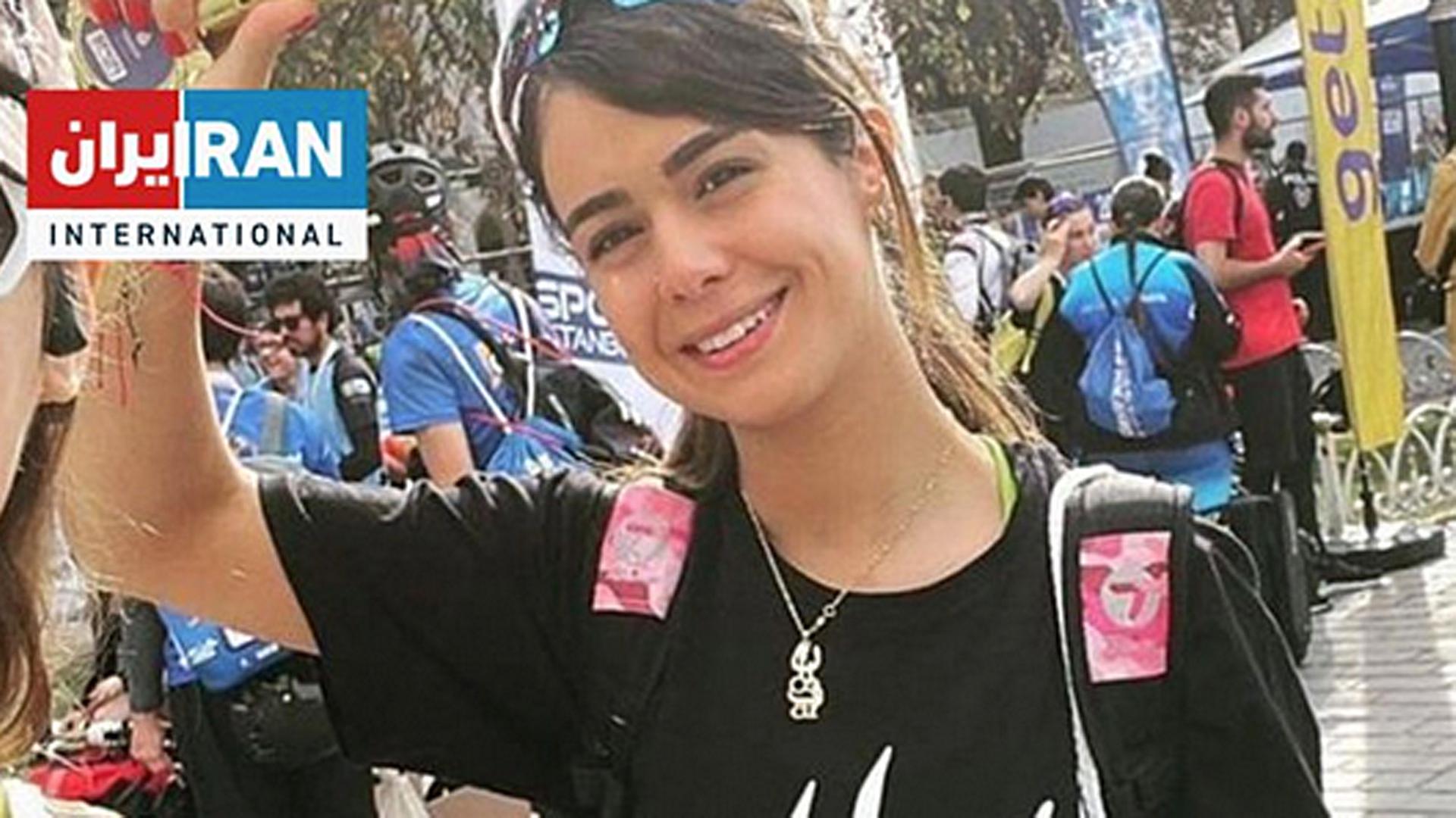 Auf dem Bild ist die Inline-Skaterin Niloufar Mardani aus dem Land Iran ohne Kopf-Tuch zu sehen. Auf dem Bild ist die Inline-Skaterin Niloufar Mardani aus dem Land Iran ohne Kopf-Tuch zu sehen.