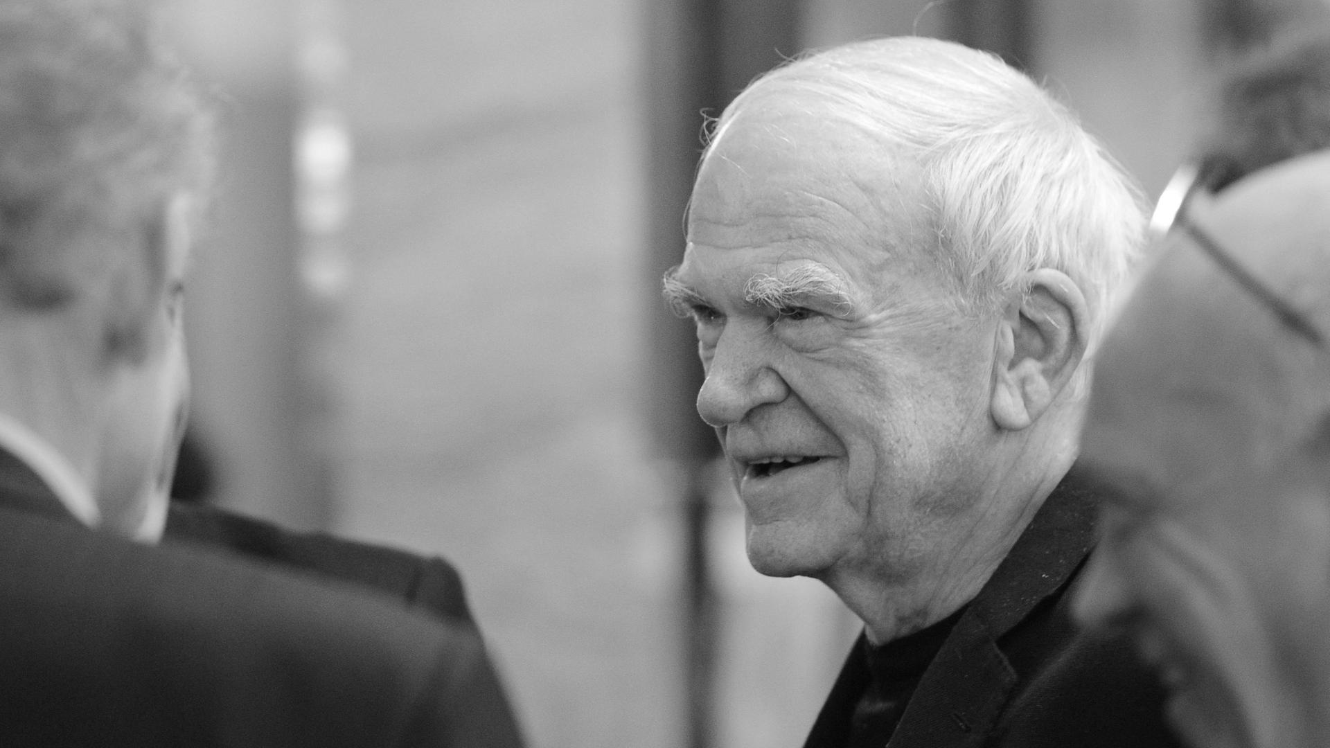 Frankreich, Paris: Der tschechisch-französische Schriftsteller Milan Kundera.