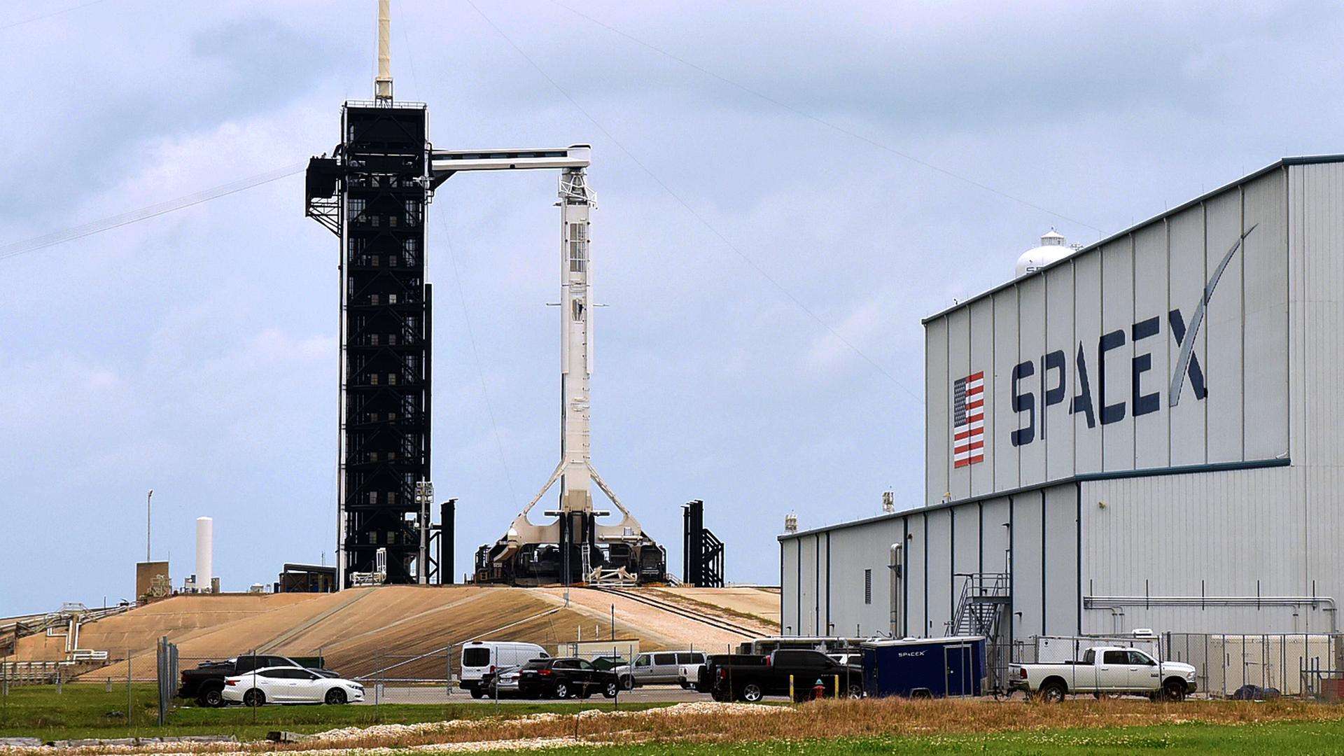 Axiom Space Readies First Private Astronaut Mission to the ISS Axiom Space Readies First Private Astronaut Mission to the ISS