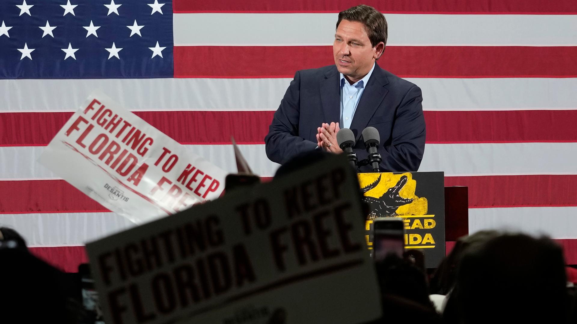 Der Republikaner und Gouverneur Floridas Ron DeSantis. Der Republikaner und Gouverneur Floridas Ron DeSantis.