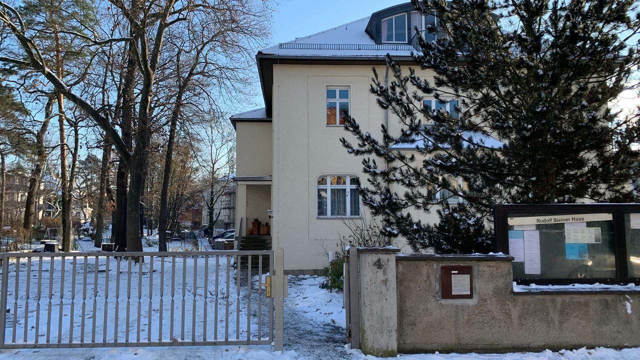 Foto des ehemaligen KGB-Sitz in der Angelikastraße 4 Dresden heute Foto des ehemaligen KGB-Sitz in der Angelikastraße 4 Dresden heute