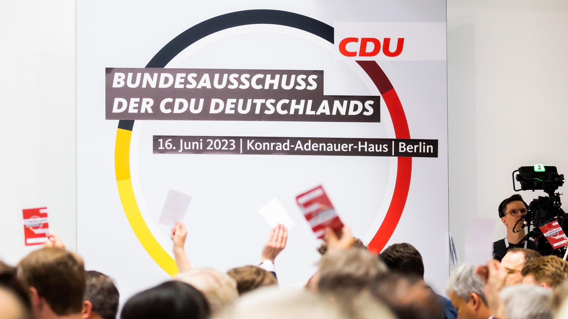 Cdu Plan Wer Den Hausarzt Umgeht Soll Bis Zu 200 Euro Zahlen - nez84i9
