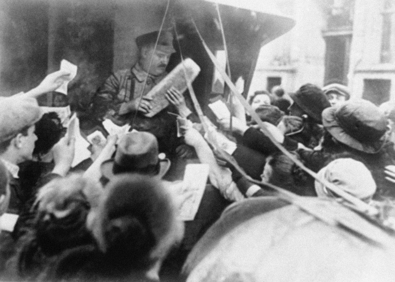 Brotverkäufer in Berlin im Januar 1923