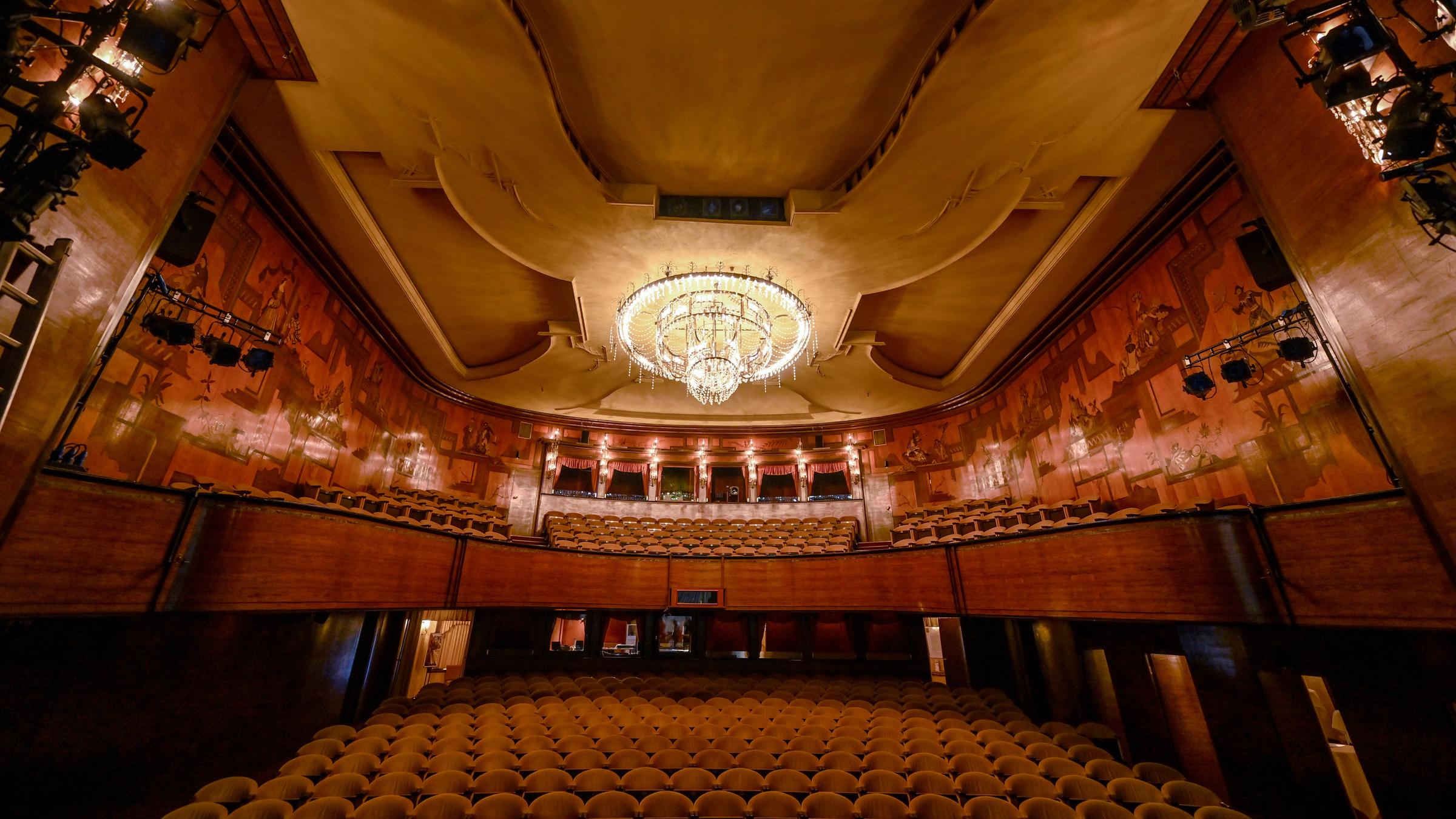 Blick in den Zuschauerraum im Renaissance-Theater Berlin.