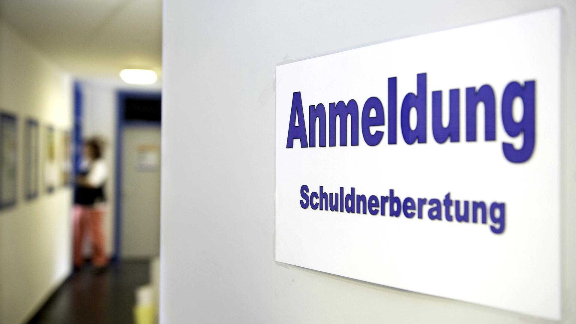 Bildnummer: 59862117 Datum: 16.07.2008 Copyright: imago/epdSchild zur Anmeldung an einer Tür der Schuldner- und Insolvenzberatung der Diakonie (Diakoniezentrum Barmen) in Wuppertal am 16.07.2008. DER ABDRUCK DES EPD-FOTOS IST HONORARPFLICHTIG! Schuldnerberatung der Diakonie in Wuppertal xdp x0x 08 2008 quer Europa Deutschland Nordrhein-Westfalen Wuppertal Geografie Städte Gesellschaft Armut Hilfsorganisationen Diakonisches Werk Religionen Christentum Evangelische Kirche Diakonie 59862117 Date 16 07 2008 Copyright Imago epd Shield to Login to a Door the Debtor and Insolvency advice the Diakonia Diakonia Centre Barmen in Wuppertal at 16 07 2008 the Imprint the epd Photos is Debt counselling the Diakonia in Wuppertal XDP x0x 08 2008 horizontal Europe Germany North Rhine Westphalia Wuppertal Geography Cities Society Poverty Aid agencies Diakonisches Work Religions Christianity Protestant Church Diakonia Bildnummer: 59862117 Datum: 16.07.2008 Copyright: imago/epdSchild zur Anmeldung an einer Tür der Schuldner- und Insolvenzberatung der Diakonie (Diakoniezentrum Barmen) in Wuppertal am 16.07.2008. DER ABDRUCK DES EPD-FOTOS IST HONORARPFLICHTIG! Schuldnerberatung der Diakonie in Wuppertal xdp x0x 08 2008 quer Europa Deutschland Nordrhein-Westfalen Wuppertal Geografie Städte Gesellschaft Armut Hilfsorganisationen Diakonisches Werk Religionen Christentum Evangelische Kirche Diakonie 59862117 Date 16 07 2008 Copyright Imago epd Shield to Login to a Door the Debtor and Insolvency advice the Diakonia Diakonia Centre Barmen in Wuppertal at 16 07 2008 the Imprint the epd Photos is Debt counselling the Diakonia in Wuppertal XDP x0x 08 2008 horizontal Europe Germany North Rhine Westphalia Wuppertal Geography Cities Society Poverty Aid agencies Diakonisches Work Religions Christianity Protestant Church Diakonia