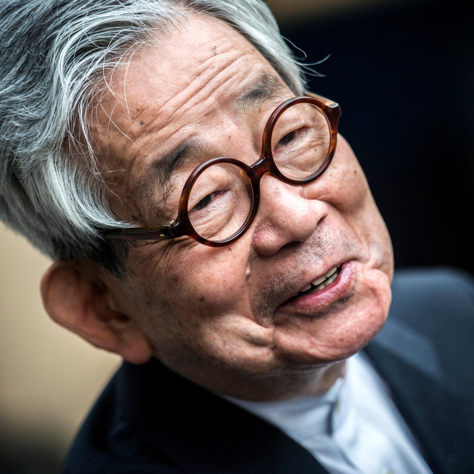 Zum Tod von Kenzaburō Ōe – Japans Gewissen und „Bibliotherapeut“ Zum Tod von Kenzaburō Ōe – Japans Gewissen und „Bibliotherapeut“