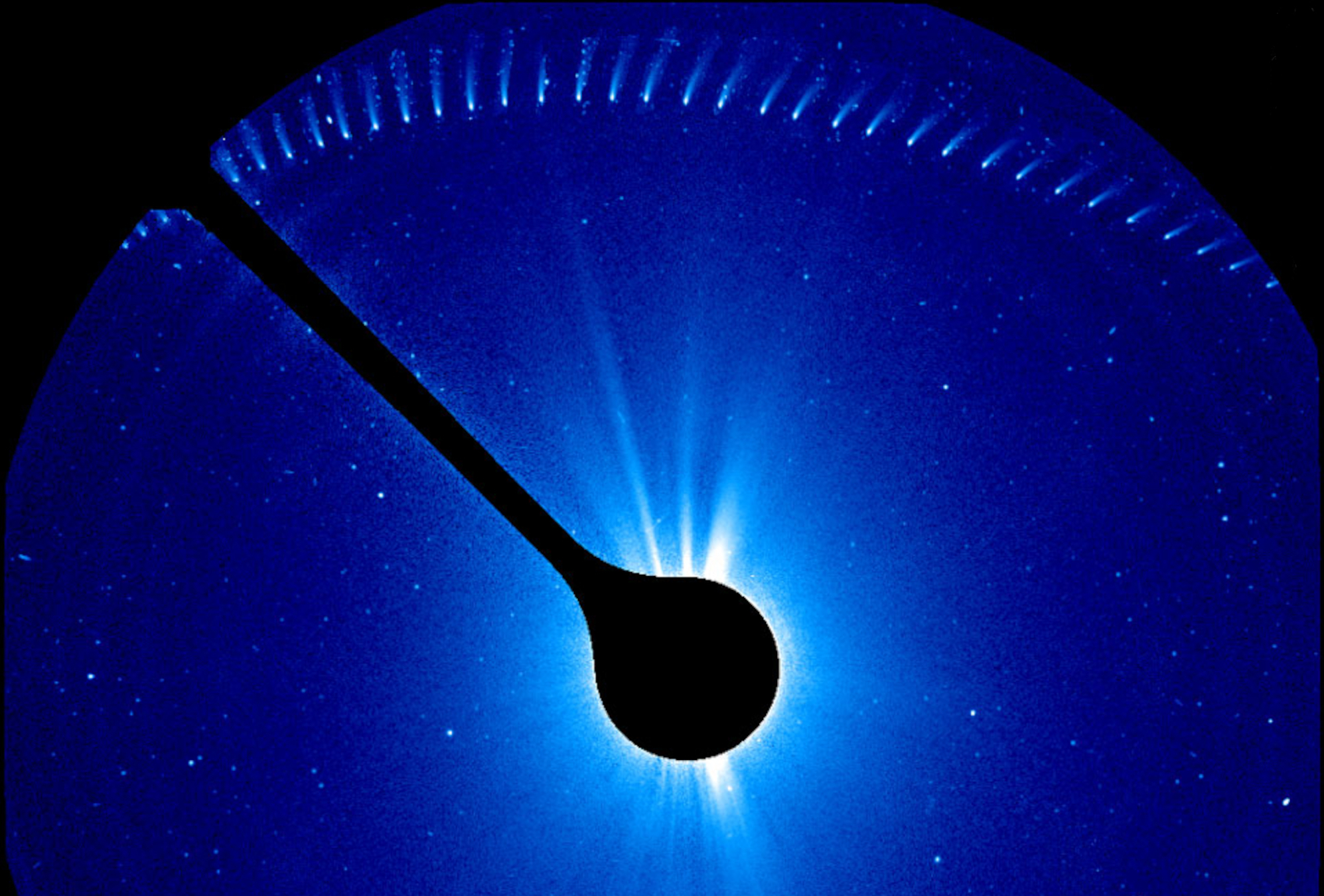 Serienaufnahme des Komete 96P/Machholz beim Vorbeiflug an der Sonne