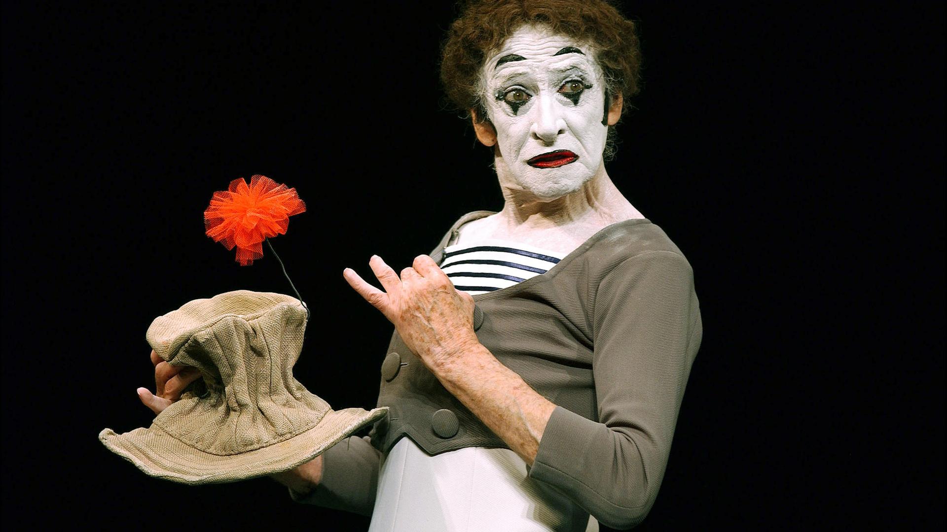 Der französische Pantomime Marcel Marceau. Der französische Pantomime Marcel Marceau.