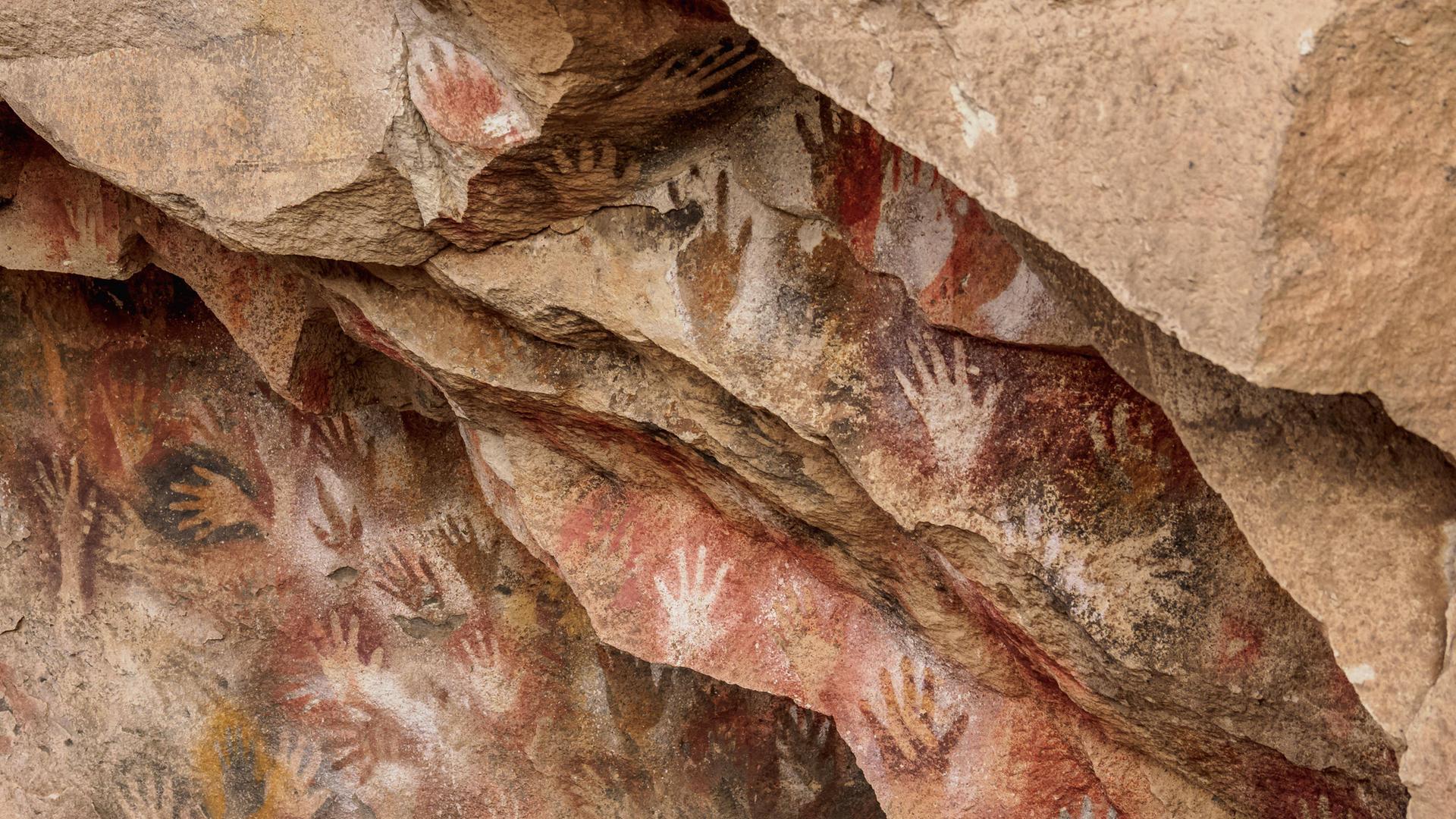 Handabdrücke in der Cueva de las Manos, UNESCO-Weltkulturerbe, Rio Pinturas Canyon, Provinz Santa Cruz, Patagonien, Argentinien Handabdrücke in der Cueva de las Manos, UNESCO-Weltkulturerbe, Rio Pinturas Canyon, Provinz Santa Cruz, Patagonien, Argentinien