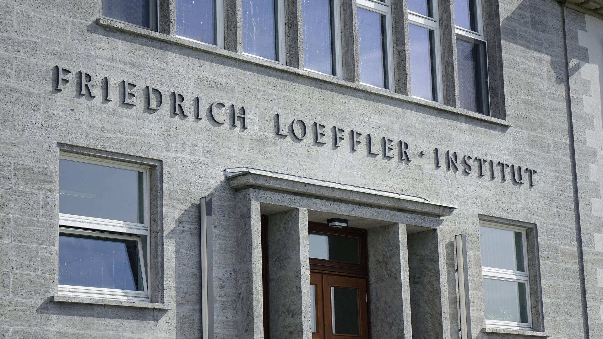 Friedrich-Loeffler-Institut, Greifswald, Insel Riems, Mecklenburg-Vorpommern. Das Friedrich-Loeffler-Institut ist das Bundesforschungsinstitut für Tiergesundheit. Friedrich-Loeffler-Institut, Greifswald, Insel Riems, Mecklenburg-Vorpommern. Das Friedrich-Loeffler-Institut ist das Bundesforschungsinstitut für Tiergesundheit.