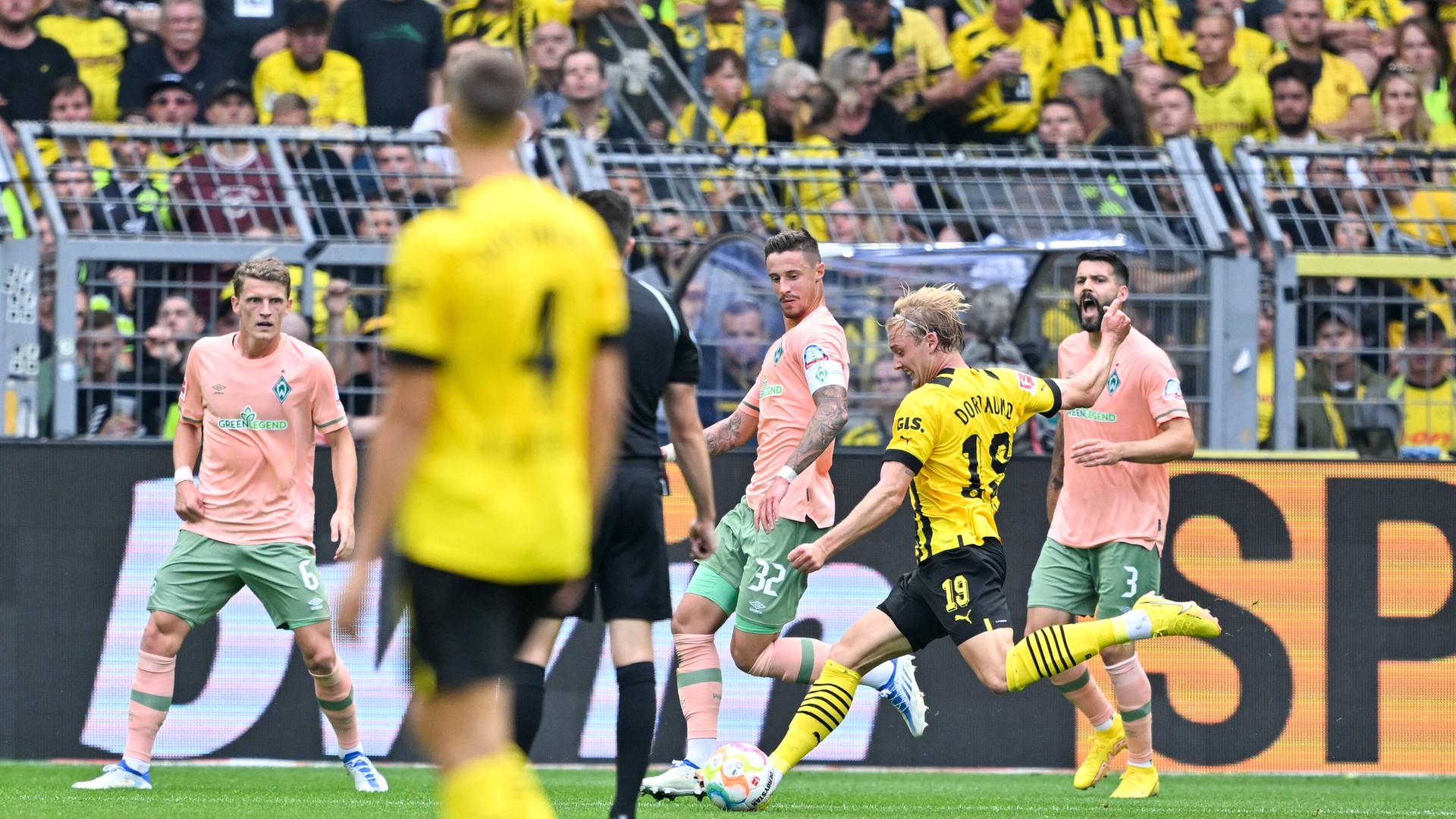 FußballBundesliga Dortmund verliert gegen Bremen deutschlandfunk.de