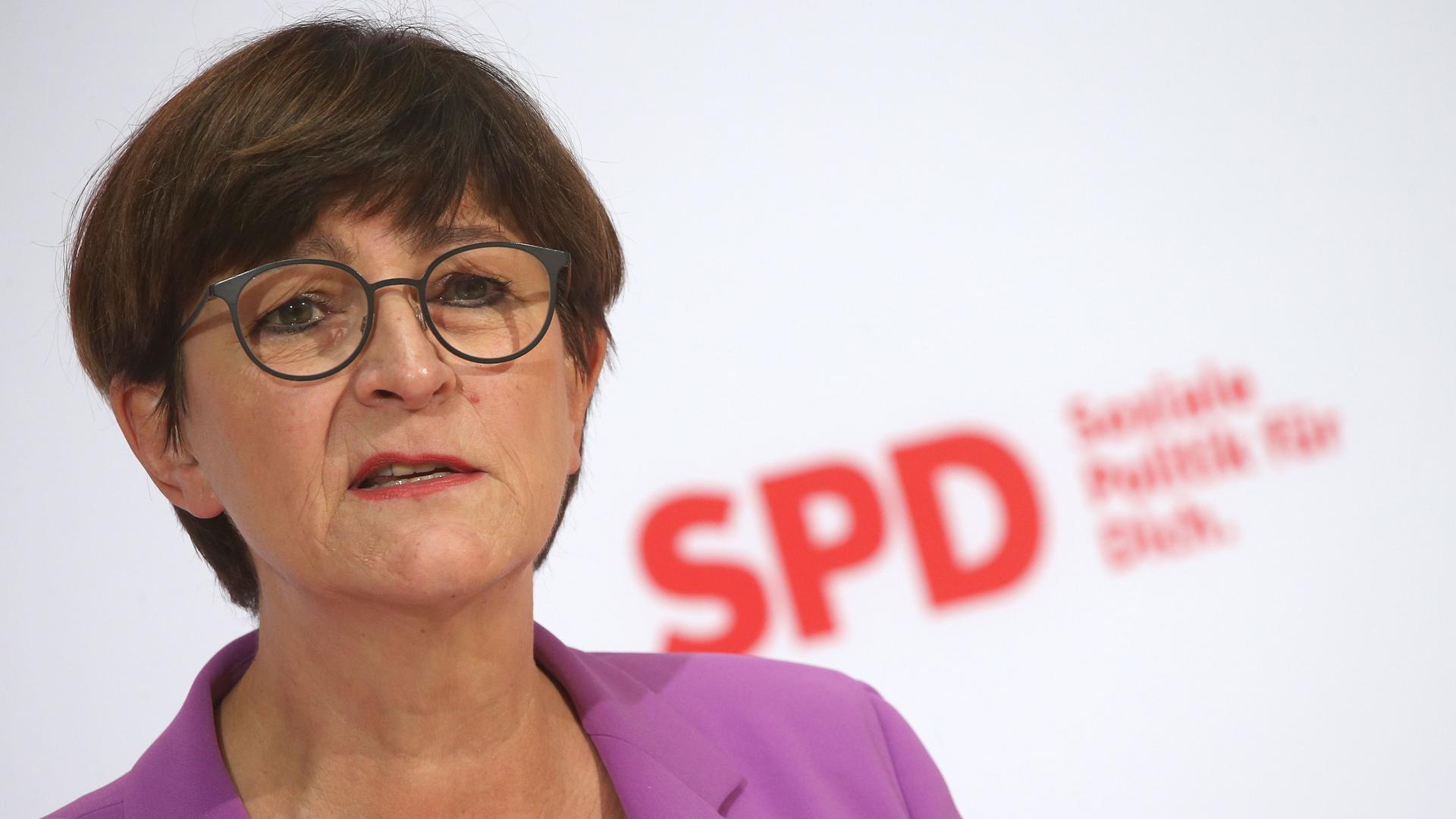 SPD Chairwoman Accuses Companies of Indecent Behavior Amid Rising Inflation